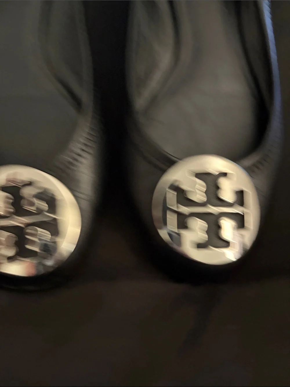 Tory Burch Black Leather Logo Medallion Ballet Flats Size 7.5